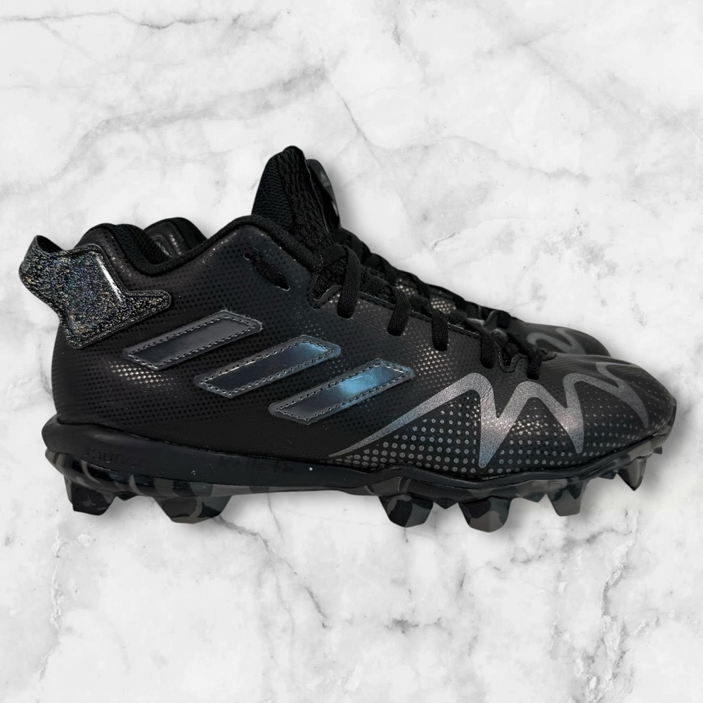 Kids Adidas Freak Spark cleats size 6